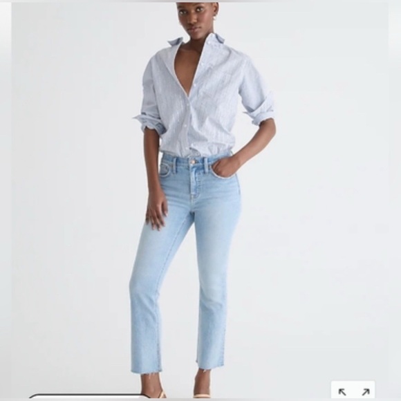 J. Crew Denim - J. Crew 10” Billie demi-boot crop jean in Catina wash